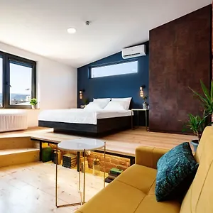 https://telescope-guest-house.alltbilisihotels.com